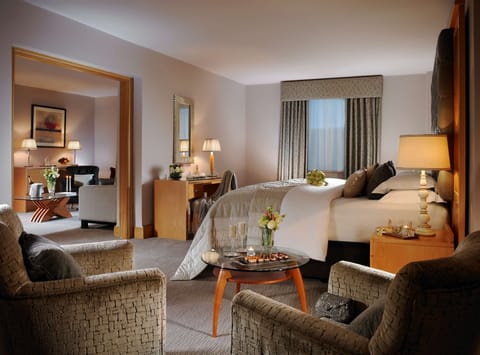 Presidential Suite, 1 Bedroom | Premium bedding, minibar, in-room safe, desk