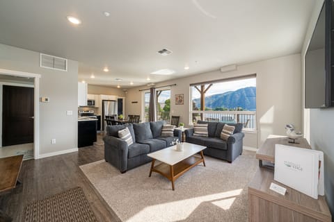 Living Room, Furniture, Indoors, Couch, Home Decor