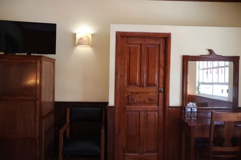 Double Room | Desk, free WiFi