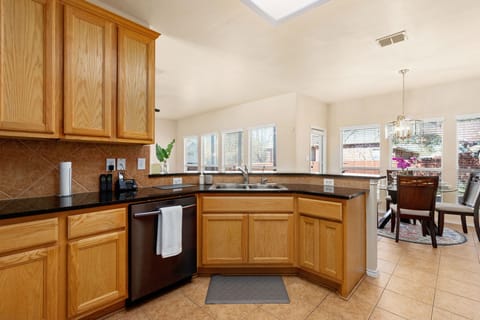 Our fully equipped kitchen offers everything you need to create delicious and memorable meals during your stay. With its state-of-the-art appliances, high-end finishes, and ample counter space, our kitchen is designed for both form and function.