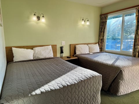 Standard Room, 2 Double Beds, Non Smoking | Desk, blackout drapes, free WiFi, alarm clocks