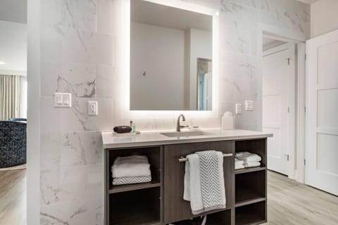 In-room safe, desk, laptop workspace, iron/ironing board