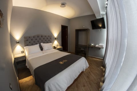 Deluxe Double Room | Desk, laptop workspace, free WiFi, bed sheets