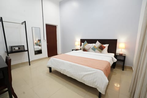 Superior Double Room | Egyptian cotton sheets, premium bedding, pillowtop beds, in-room safe