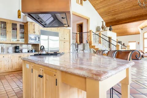 Main floor living room/dining/kitchen