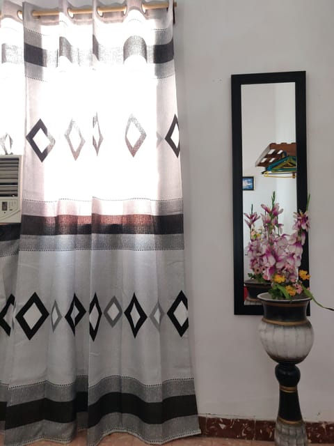 Comfort Triple Room | Individually decorated, individually furnished, blackout drapes