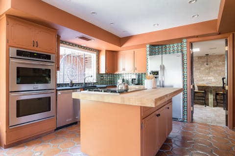 Fully-equipped kitchen.