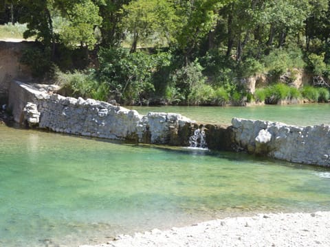 Region [summer] (>5 km)