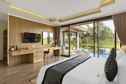 Villa, 2 Bedrooms | Minibar, bed sheets
