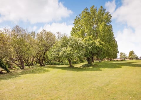 Seadown Park, Charmouth