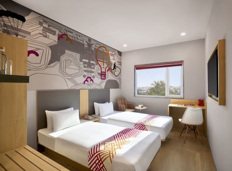 Luxe Twin Room | In-room safe, iron/ironing board, free WiFi