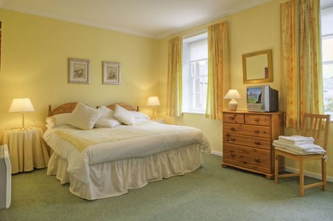 Thelma’s House main bedroom