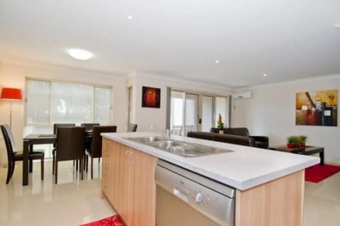 Three Bedroom Townhouse | Living area | Flat-screen TV