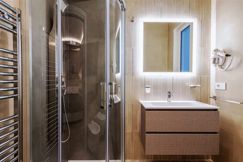 Comfort Room | Bathroom | Rainfall showerhead, hair dryer, slippers, bidet