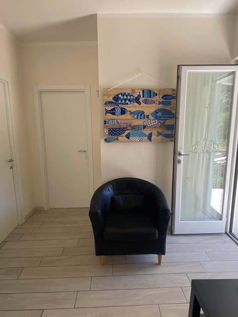 Porta d'ingresso dal balcone 