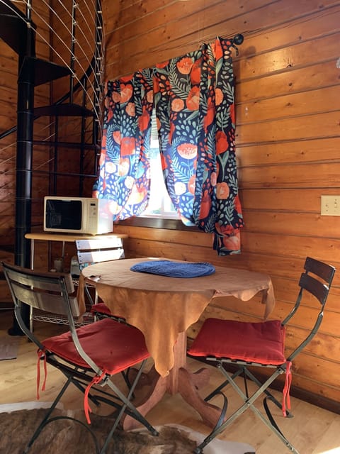 Comfortable Cabin #3 on the Kenai River | Private kitchen | Full-size fridge, microwave, stovetop, coffee/tea maker