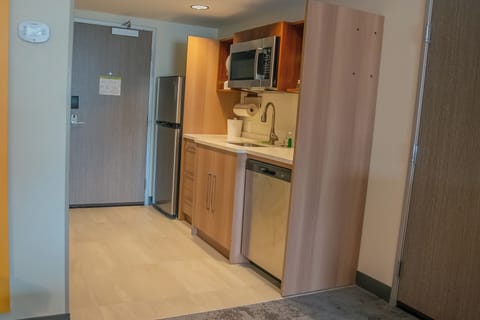 Iron/ironing board, free WiFi, alarm clocks