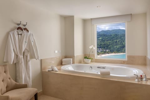 Superior Two Bedroom Presidential Suite Ocean View - Kids & Teens Free | Bathroom | Shower, rainfall showerhead, free toiletries, hair dryer