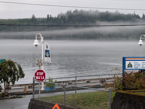 Standard Apartment, Multiple Beds, Kitchenette, Ocean View | City view