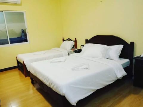 Standard Triple Room | Bed sheets
