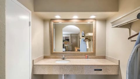 Free toiletries, hair dryer, towels, soap