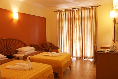 Deluxe Twin Room, 2 Twin Beds, Non Smoking, Pool View | Minibar, in-room safe, desk, blackout drapes