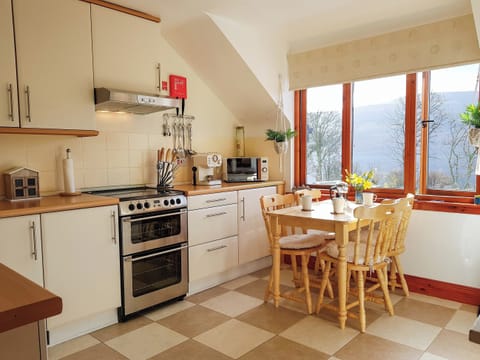 Kitchen | The Old Post Office at Loch Tay, Aberfeldy, near Loch Tay