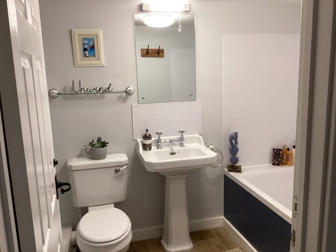 Cottage | Bathroom | Separate tub and shower, deep soaking tub, hair dryer, towels