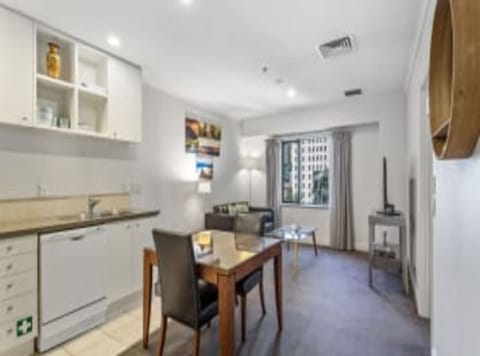 Apartment | 1 bedroom, individually decorated, individually furnished