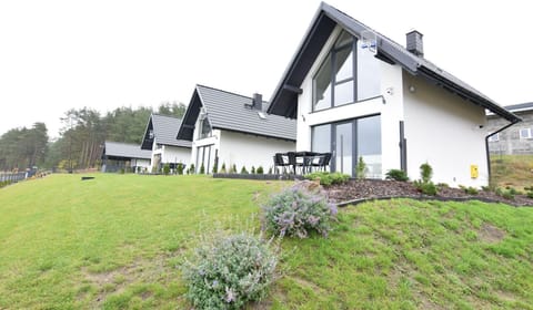 Holiday Home Exterior [winter]