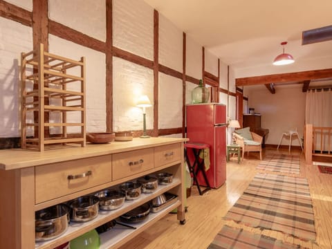 Wood, Interior Design, Lighting, Architecture, Floor, Flooring, Picture Frame, Hardwood, Hall, Building