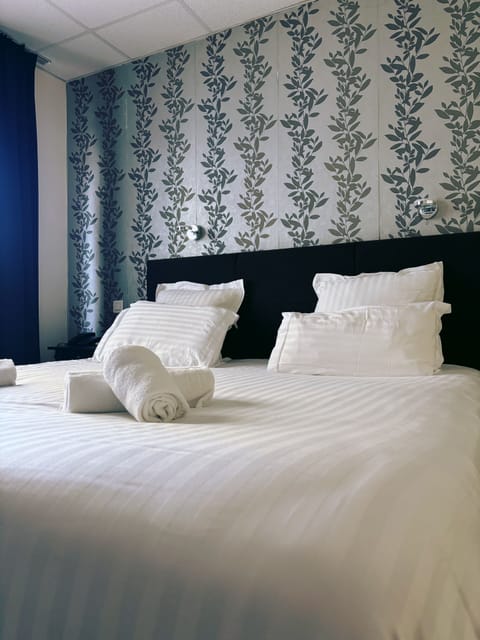 Superior Double Room | Individually decorated, desk, laptop workspace, soundproofing