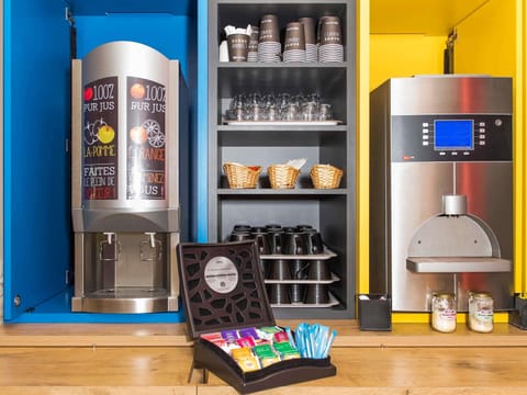 Daily buffet breakfast (EUR 12.90 per person)