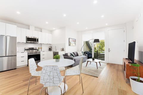 4 person dining table