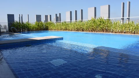 Outdoor pool, sun loungers