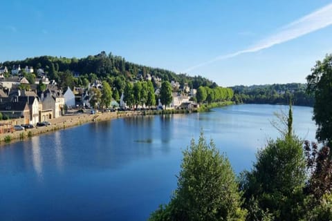 Region [summer] (&gt;5 km)