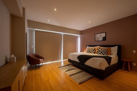 Room with blackout curtains that block sunlight