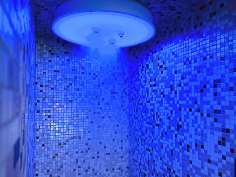 Steam room, Turkish bath, body treatments, hydrotherapy, body wraps