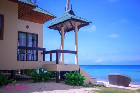 Signature Bungalow, 2 Bedrooms, Terrace, Beach View | Balcony