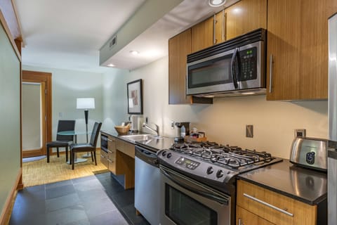 Suite, 1 King Bed, Accessible, Kitchen (No Pets) | Room amenity