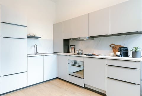 Fully equipped and modern kitchen