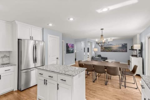 A chic and contemporary area with these white cabinetry.