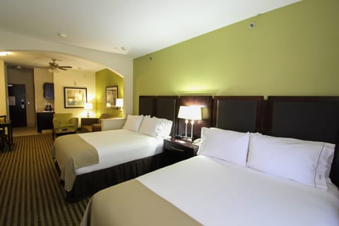 Suite, Multiple Beds | Premium bedding, in-room safe, desk, laptop workspace