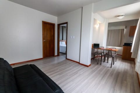 Studio, 1 Bedroom (sem cafe) | Free WiFi, bed sheets