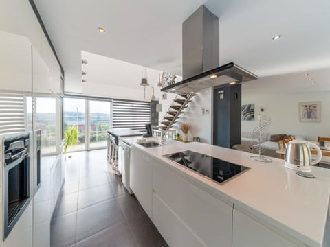 House | Private kitchen