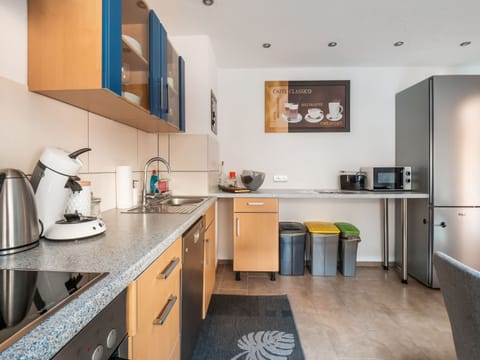 House | Private kitchen