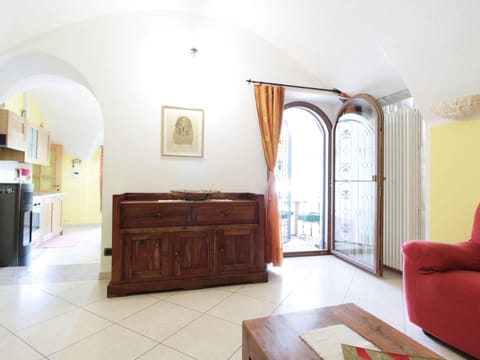 House | Living area | Fireplace