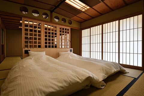 Japanese-style Room with Semi-Open-Air Bath {Yamashina}, Non Smoking | Free minibar, in-room safe, free WiFi