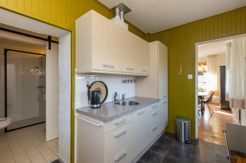 House | Private kitchen | Highchair