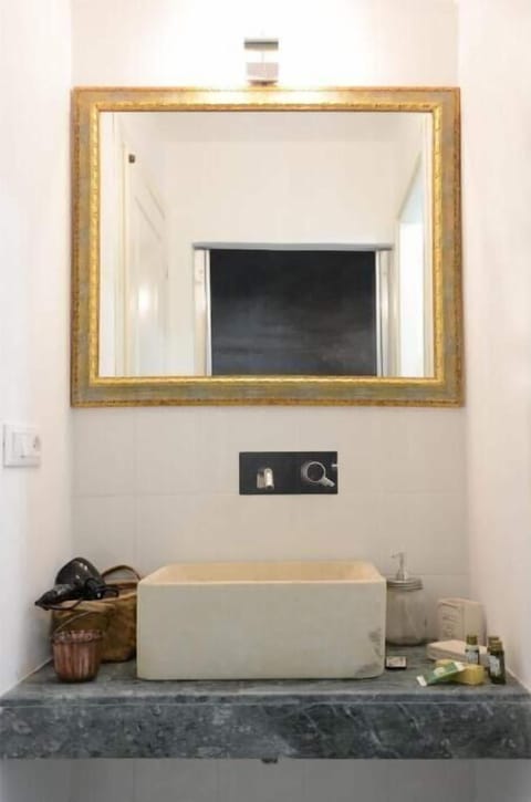 Studio Suite | Bathroom | Hair dryer, slippers, bidet, towels